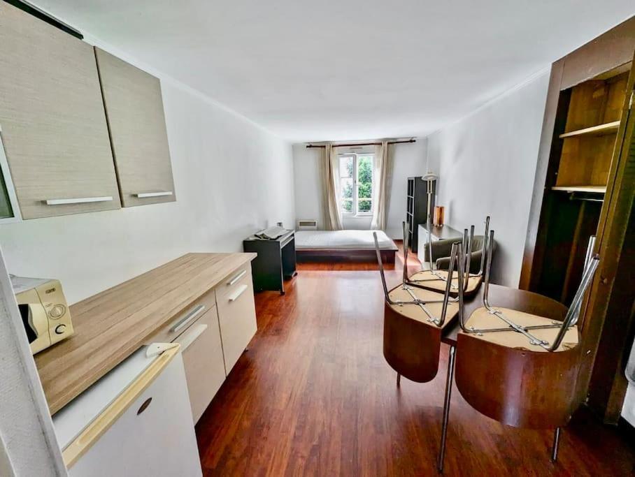 Studio Spacieux - Calme & Tout Equipe Avec Wifi Grenoble Exterior foto